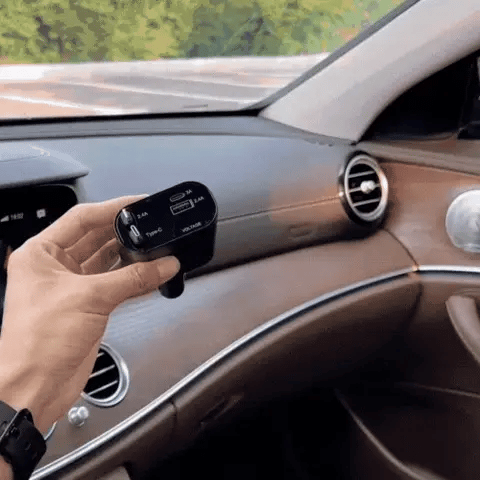 Cargador Auto Dual Retráctil